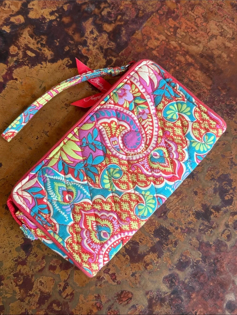 Vera Bradley Tutti Fruiti Multicolor Pink Floral Quilted Zip Top Wallet Wristlet